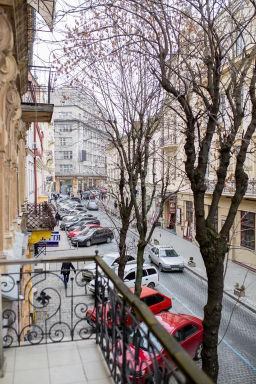 Apartments On Skoryka Str Lviv Exteriör bild